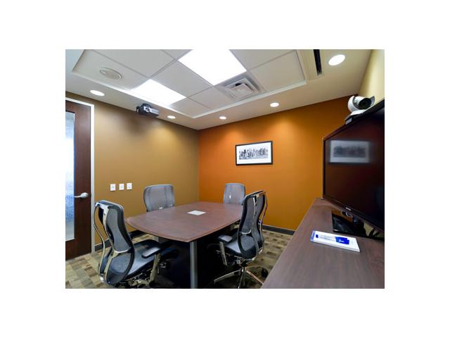 7733 Forsyth Blvd in Clayton