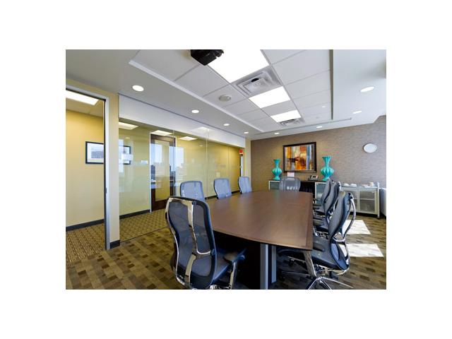 7733 Forsyth Blvd in Clayton