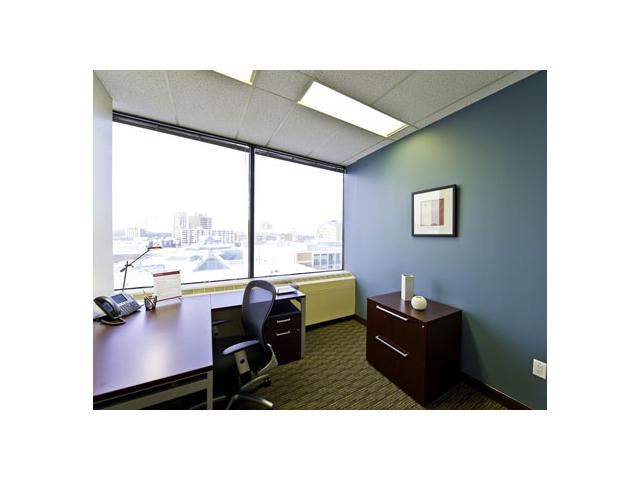 380 Wellington St Londen