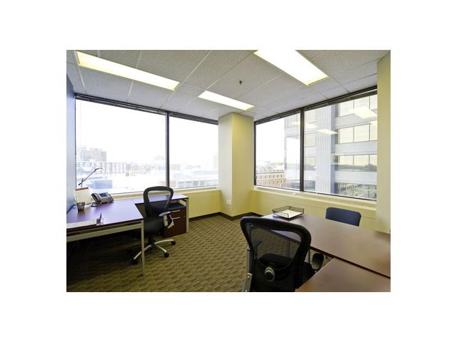 380 Wellington St Londen