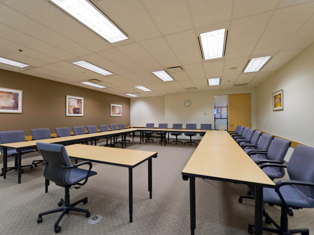 2425 Matheson Boulevard East in Mississauga