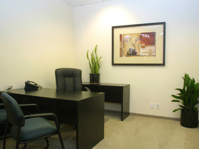 4225 Executive Square in San Diego