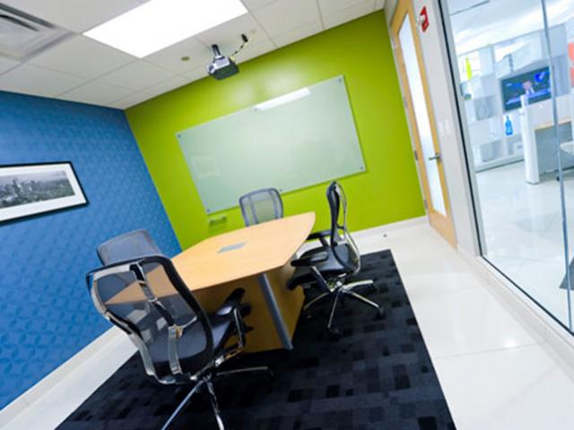 939 W North Ave in Chicago