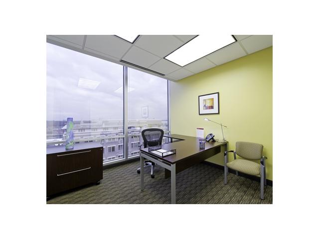 One West Court Square in Decatur