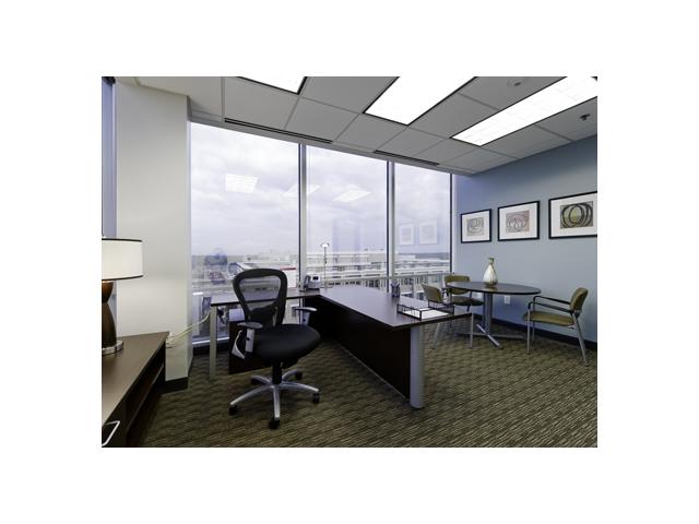 One West Court Square in Decatur