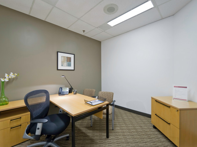 1 Dundas Street West in Toronto