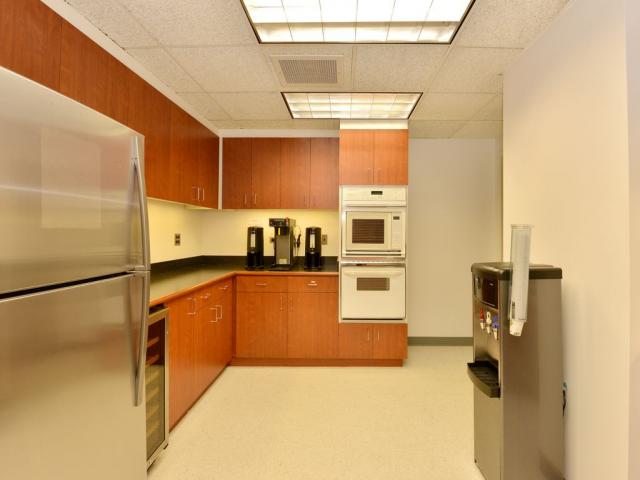 733 3rd Avenue in New York