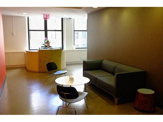 460 Park Ave S in New York