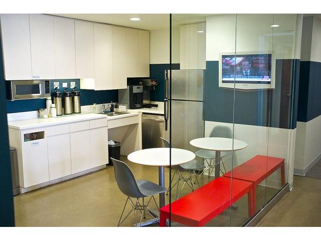 460 Park Ave S in New York