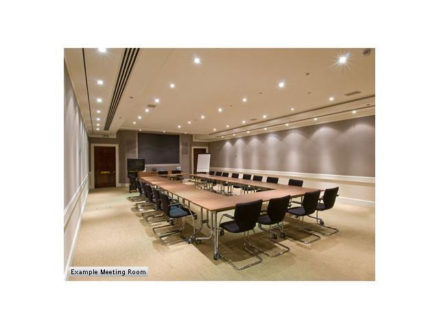 923 Haddonfield Rd in Cherry Hill