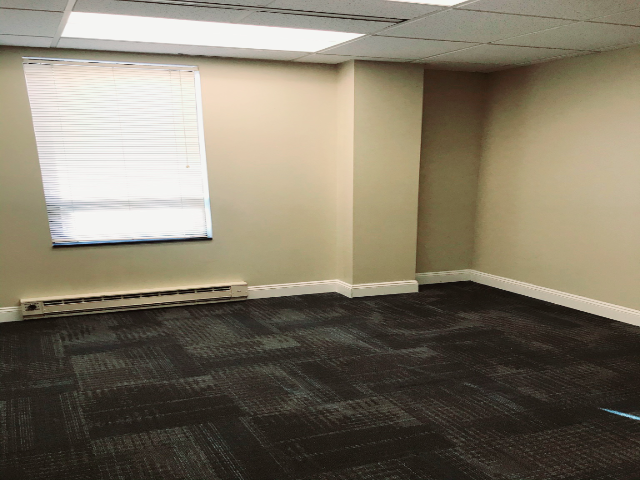 2121 Eisenhower Ave in Alexandrie