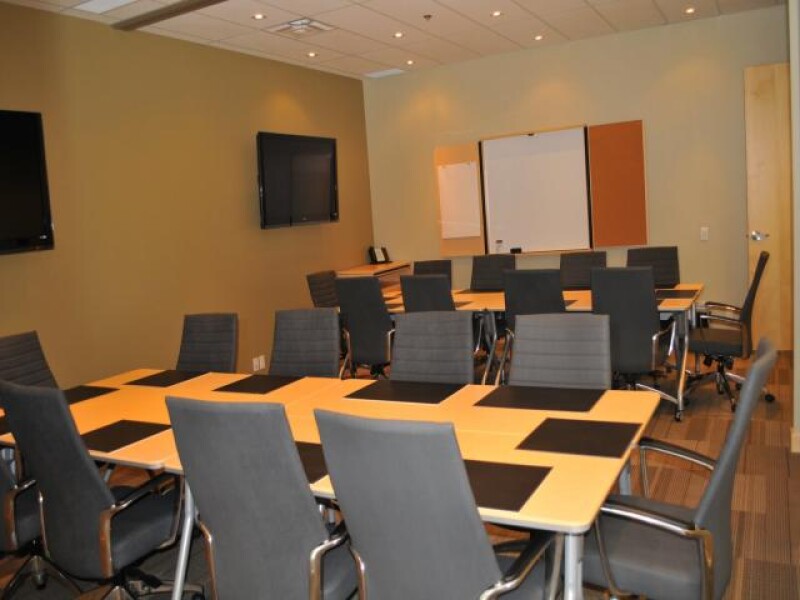 400 Applewood Crescent in Vaughan