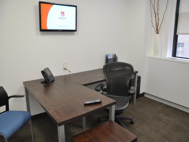 535 Fifth Avenue in New York