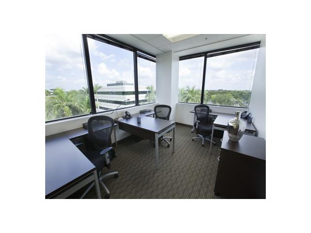 7900 Oak Lane in Miami Lakes