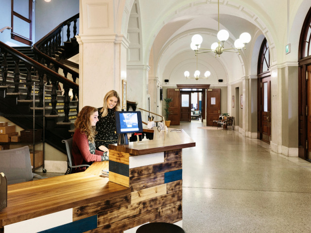 433 Broadway in New York