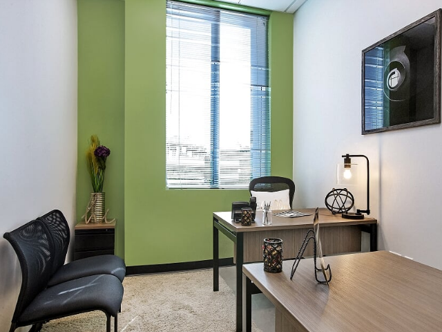 473 E Carnegie Dr in San Bernardino