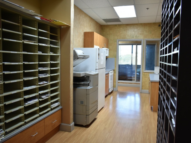 1500 Weston Rd in Weston