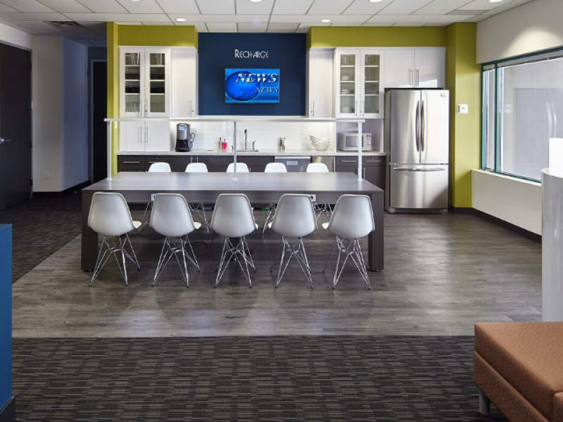 7404 King George Blvd Surrey